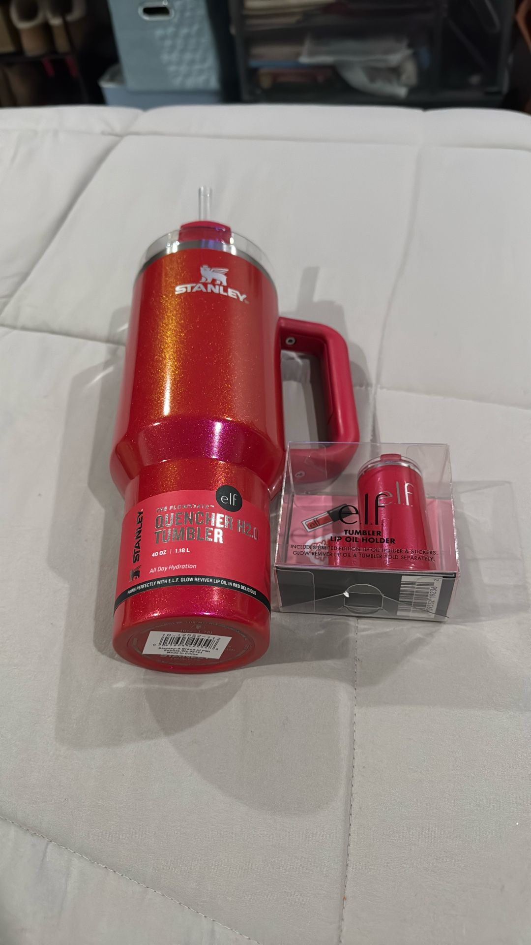 Stanley 40 Oz Special Edition- Elf Lip Oil Holder