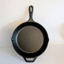 Lodge Cast Iron Skillet Pan The Midnight Ride of Paul Revere Black