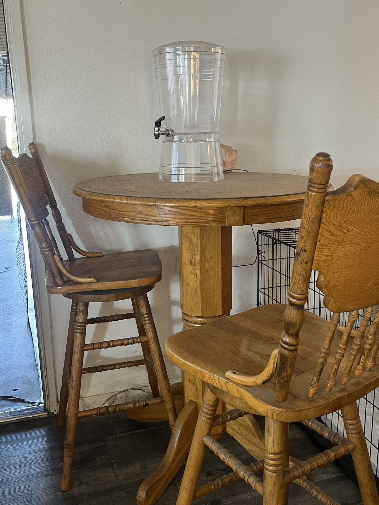 Pub Table