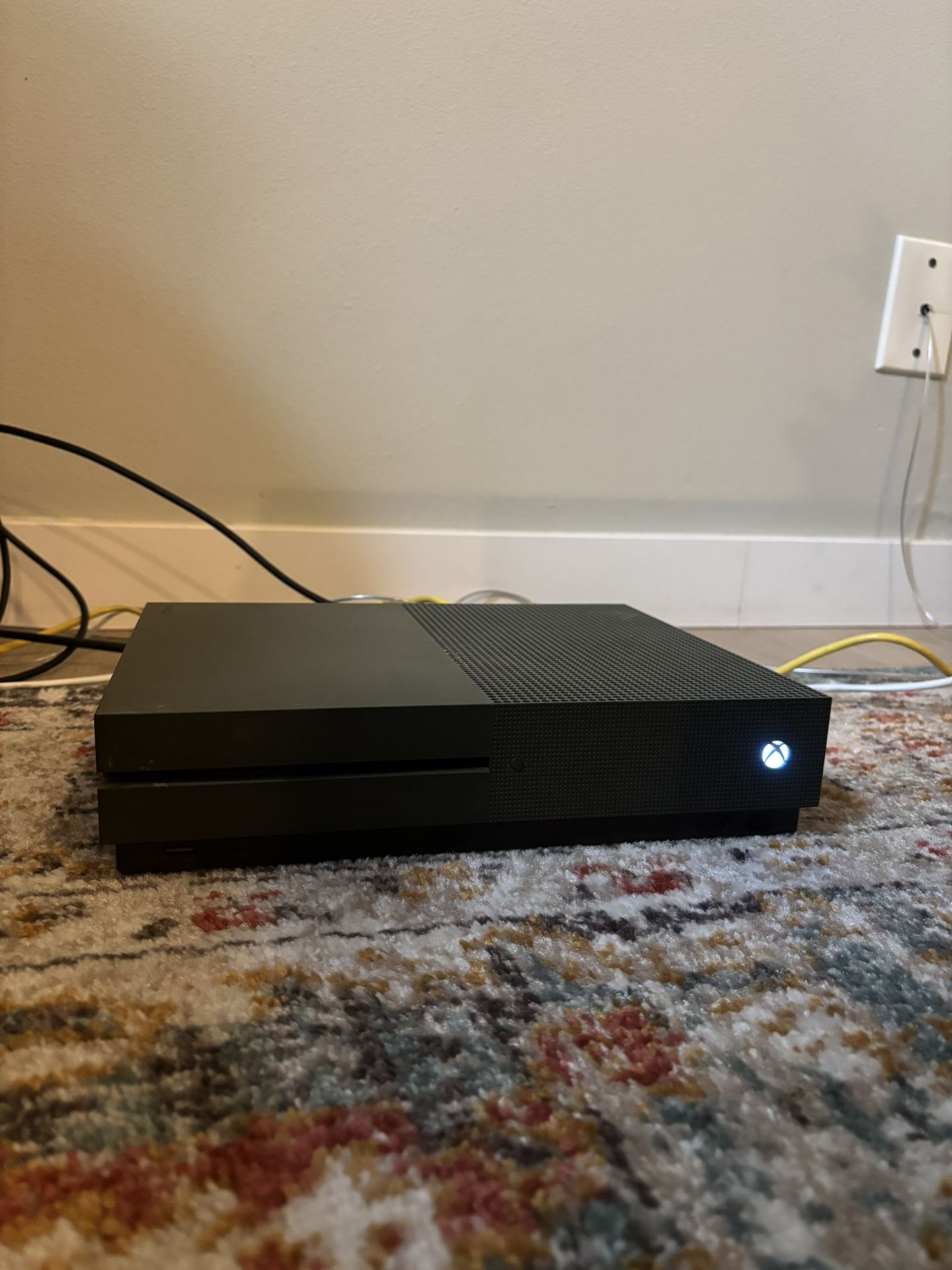 Xbox One S 1TB Storage (No cords)