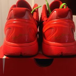 Nike Kobe Reverse Grinches 5.5