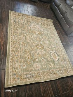 New rug 84x63"