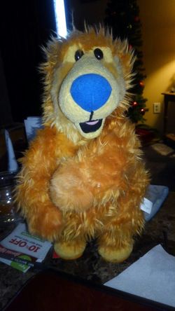 Singing Bear of Bear in the Blue House