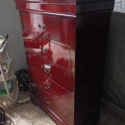 5 drawer dresser.  Recently varnished!