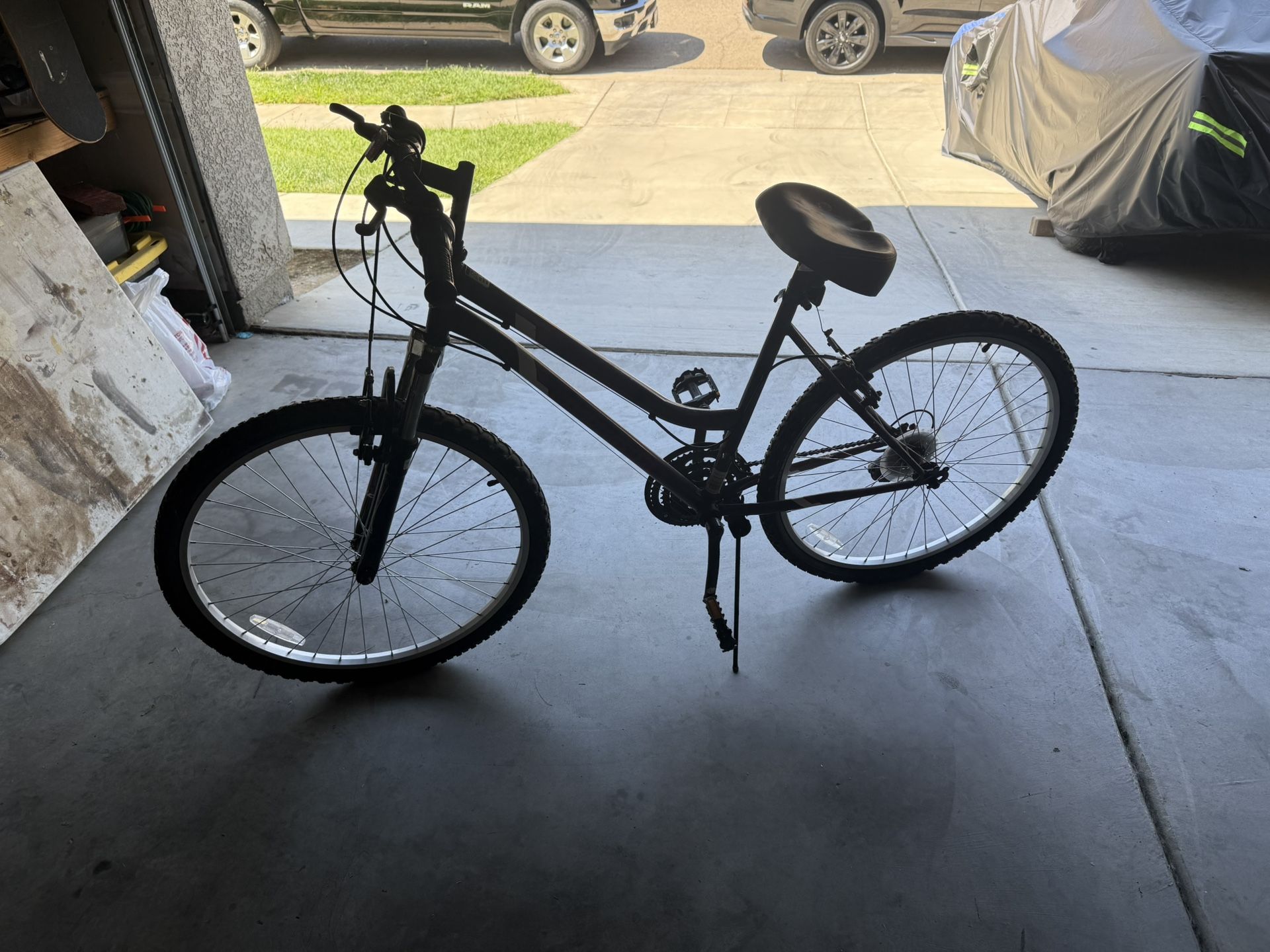 Women’s Mountain Bike $60 OBO