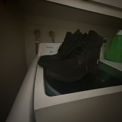 Black Timberland Boots