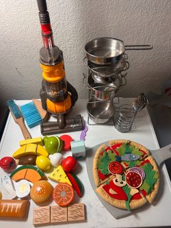 Kitchen toys