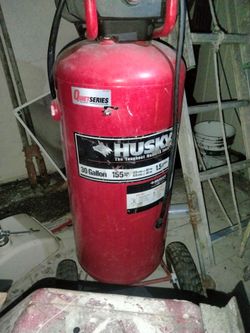Vendo compressor husky