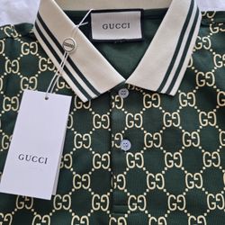 Mens Designer Dress SHIRT. NEW WITH TAGS.  MENS L/XL DRESS SHIRT