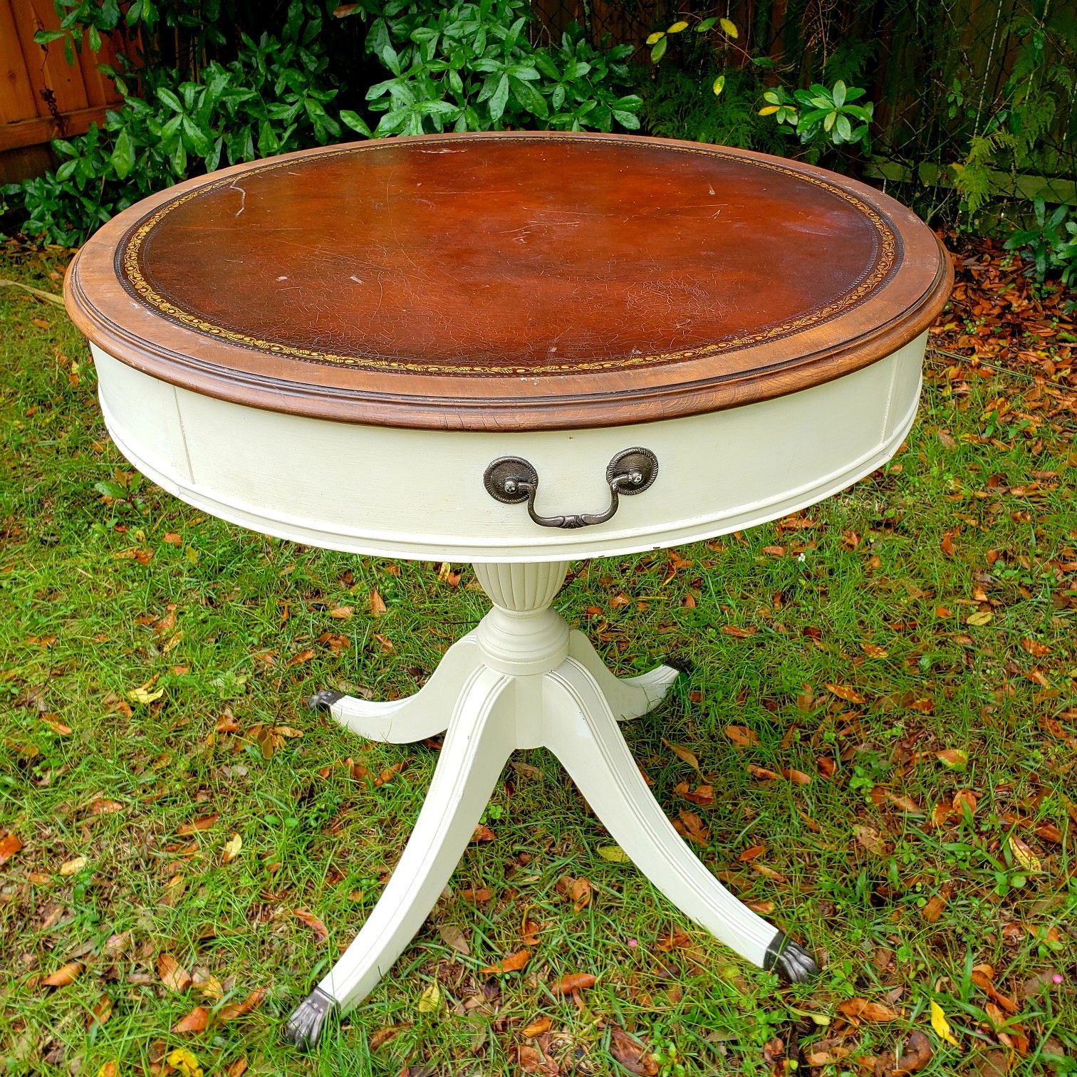 28" Round Antique Table with Leather Top