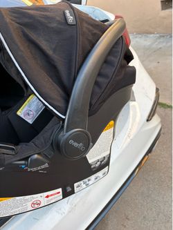 CARSEAT WITH BASE