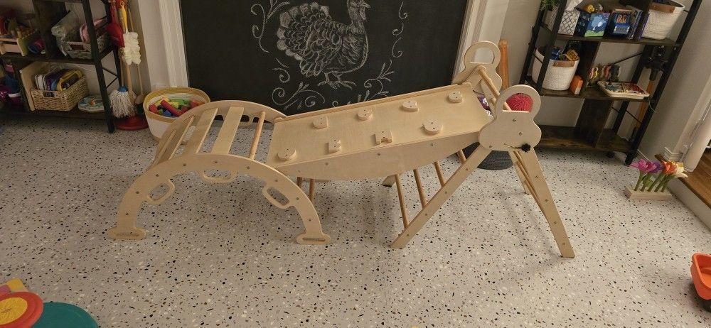 Wooden Pickler / Montessori Toddler Climbing Triangle