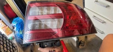 2007-2010 ACURA TL RIGHT TAILLIGHT $40