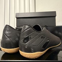 Adidas Indoor / Turf / Futsal Shoes 