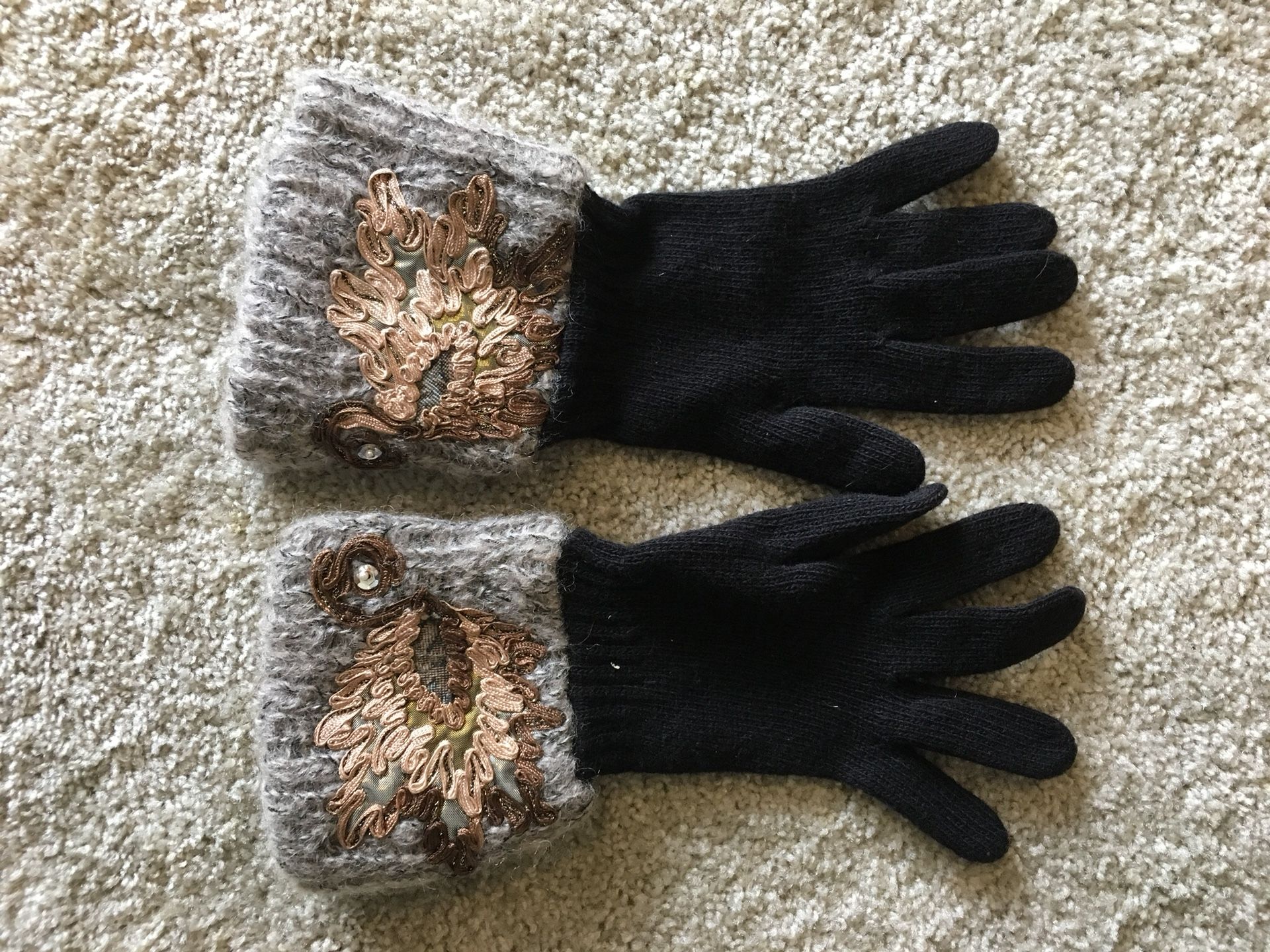 Fancy Gloves