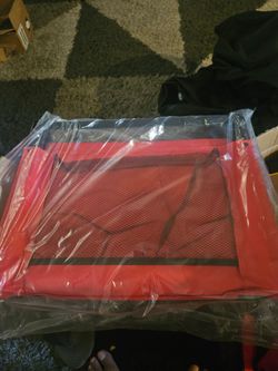 Seat with back support for bleachers