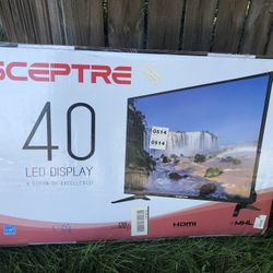 40” TV