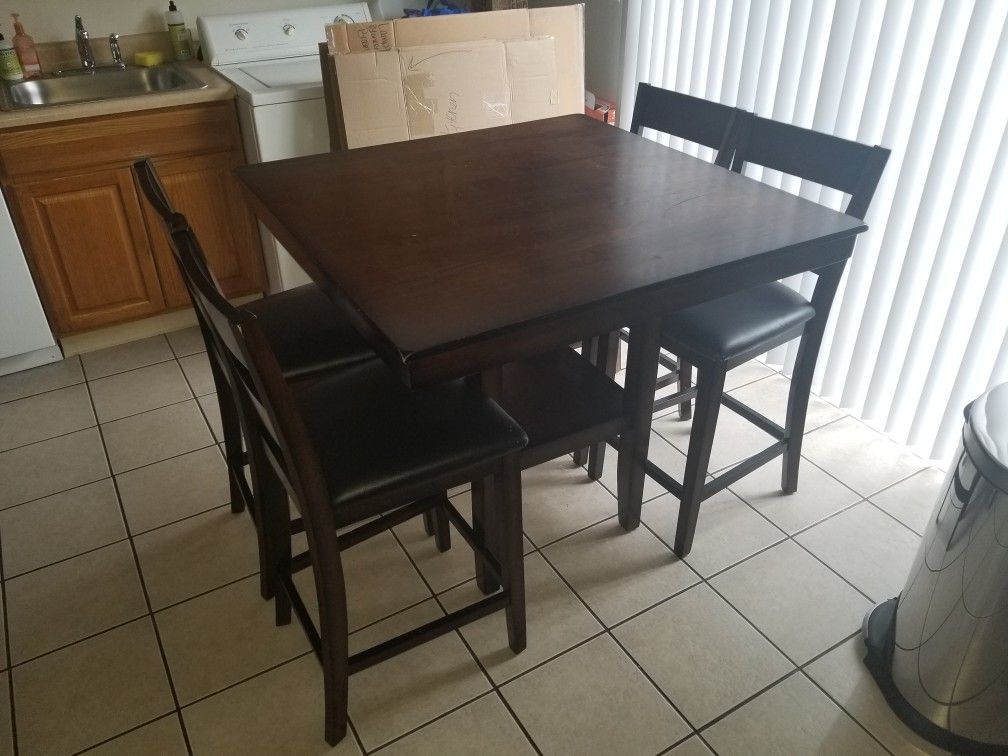 Kitchen table set