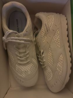 White Bottega Venneta Orbit size 14/48