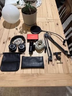 Xlr streaming and audio setup. At2020, m50x Scarlett solo