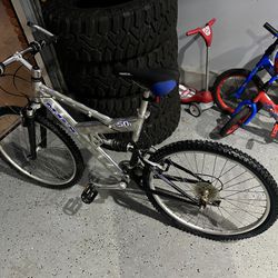 MGX Mountain Bike 26” Dual Suspension 