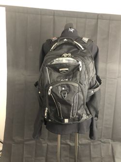 High Sierra daypack backpack with tech pocket