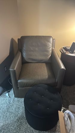 Swivel Chair