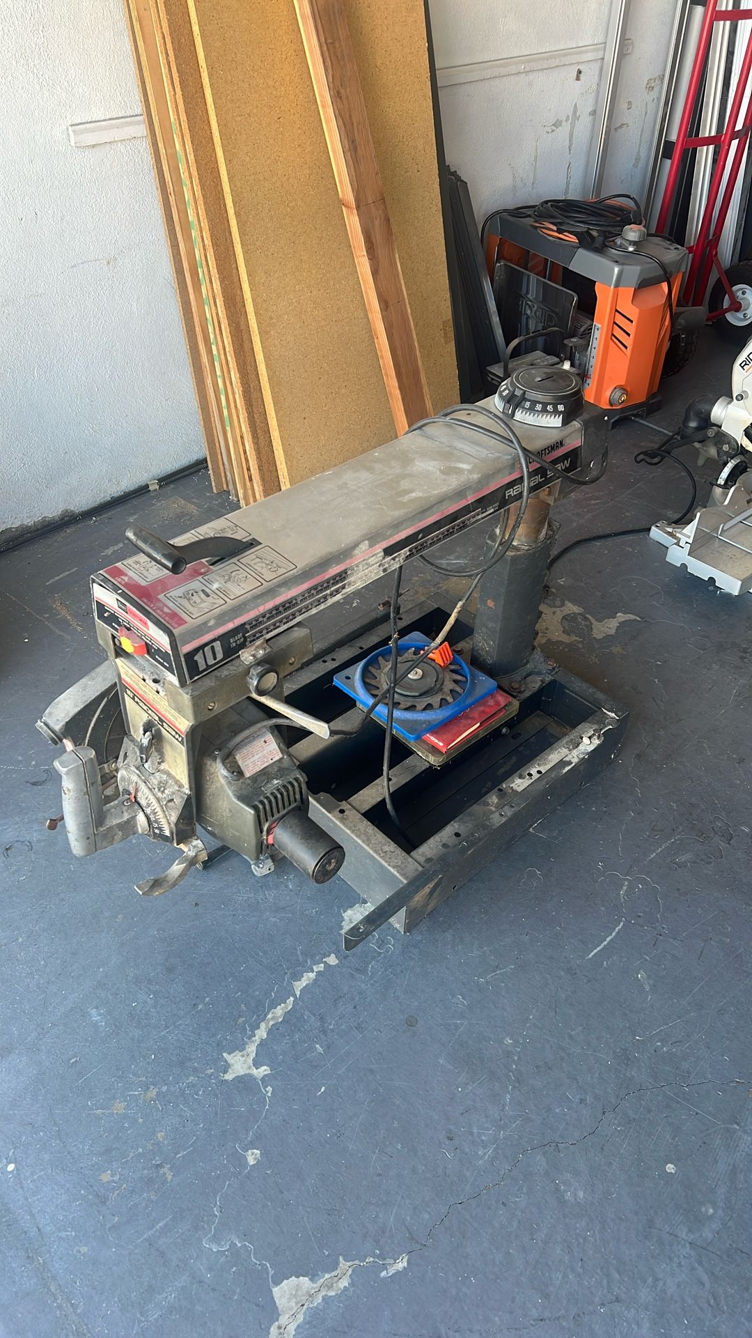 Radial Saw