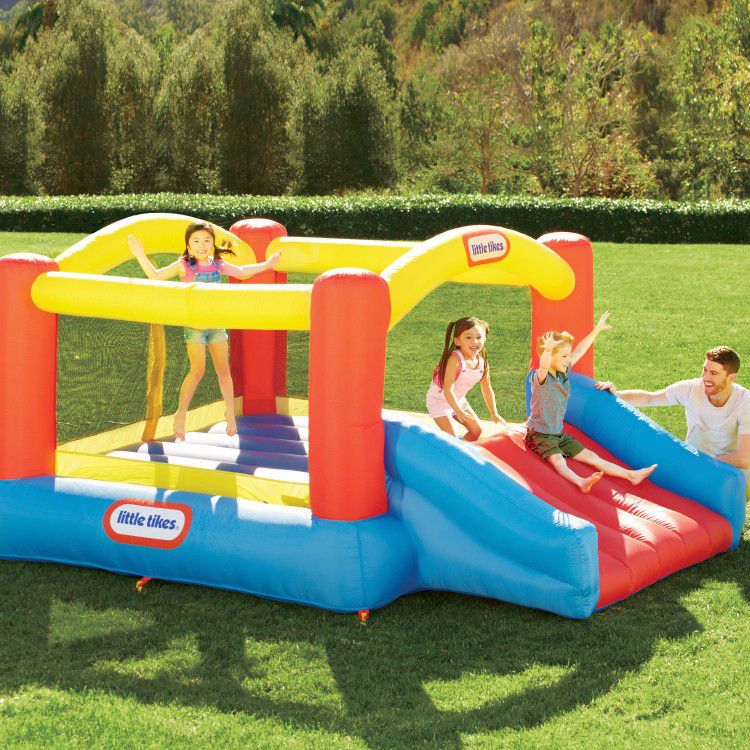 Little Tikes Pack 'N Roll Inflatable Bounce House w/Wheeled Carry Case Brand New Sealed