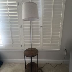 New Lamp With Wood Side Table - 75 OBO