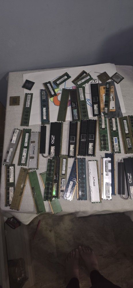 Pc Ram Lot Huge RAM Lot – Desktop Memory DDR2 DDR3 – OCZ / PNY / AMD / Dell ...