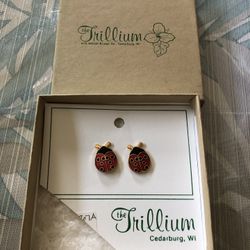 Trillium Lady Bug Post Earrings - NEW