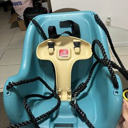 Step 2 Infant to Toddler Swing Seat   Color Turquoise. Child Ages 9 To 36 Months