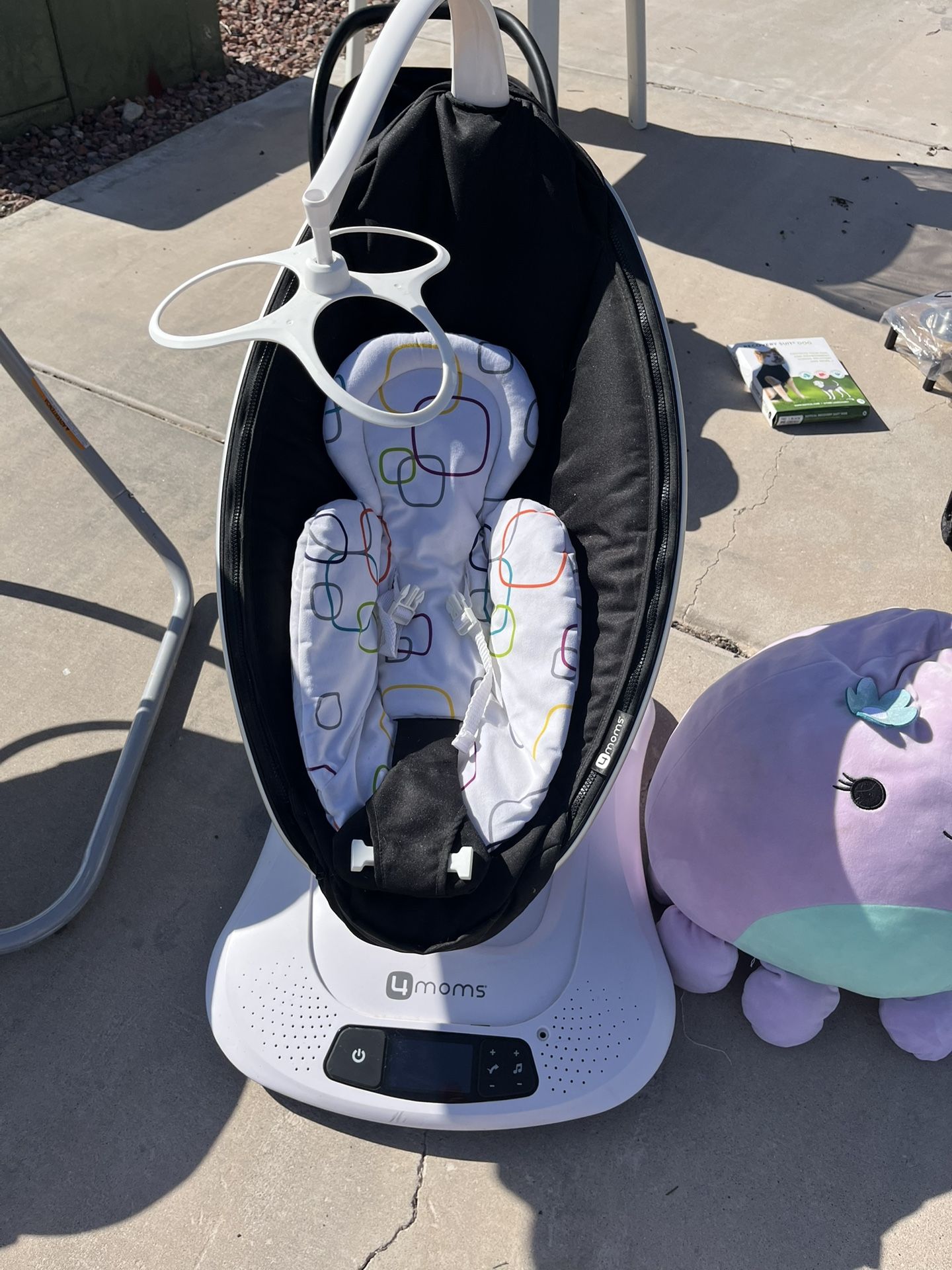 Mamaroo Baby Swing