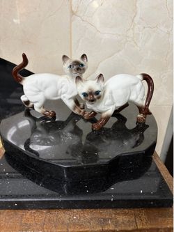 Vintage Siamese cat figurines