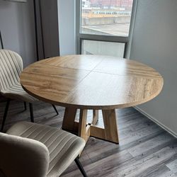 Beautiful Table and Chairs