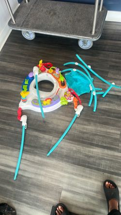 Full baby jumper with easy assembly pieces