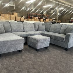 Large Gray Sectional W Ottoman 