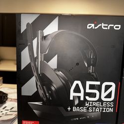 Astro A50 Wireless Gaming Headset, Compatible With PC, PS4, PS5
