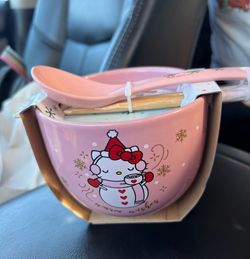 Hello Kitty Christmas  Noodle Bowl 