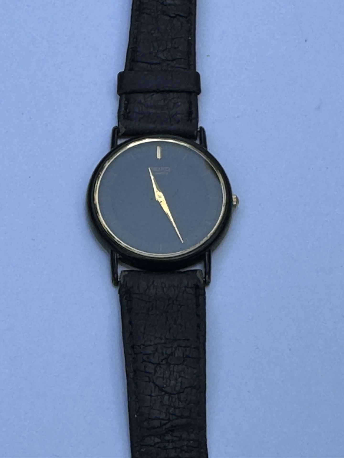 Seiko Quartz Thin Vintage 90’s Unisex