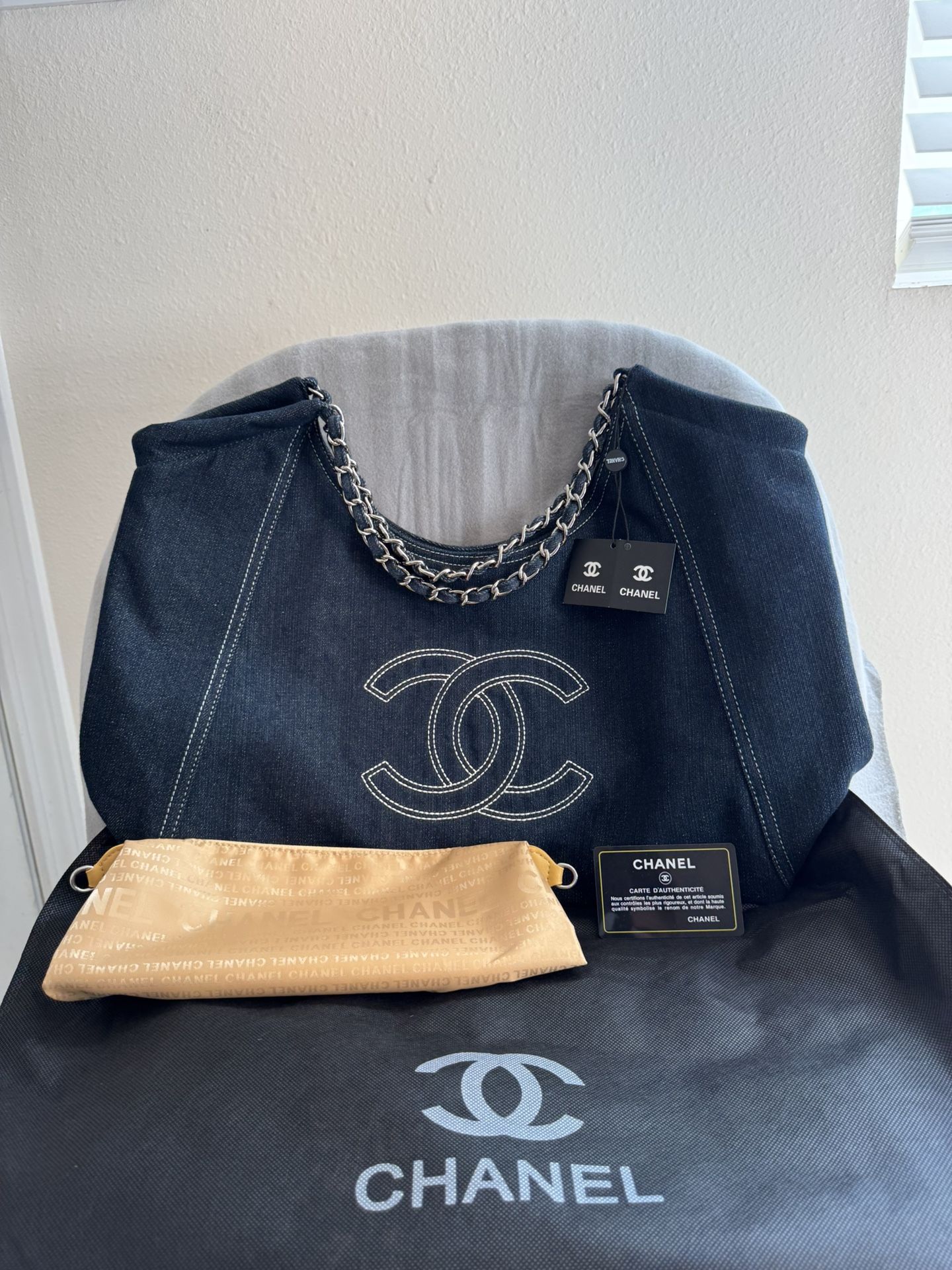 CHANEL COCO CABAS TOTE