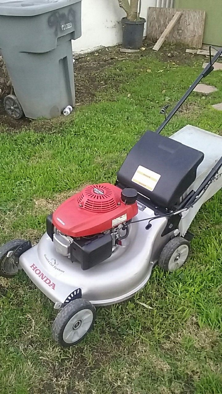 Honda lawn mower