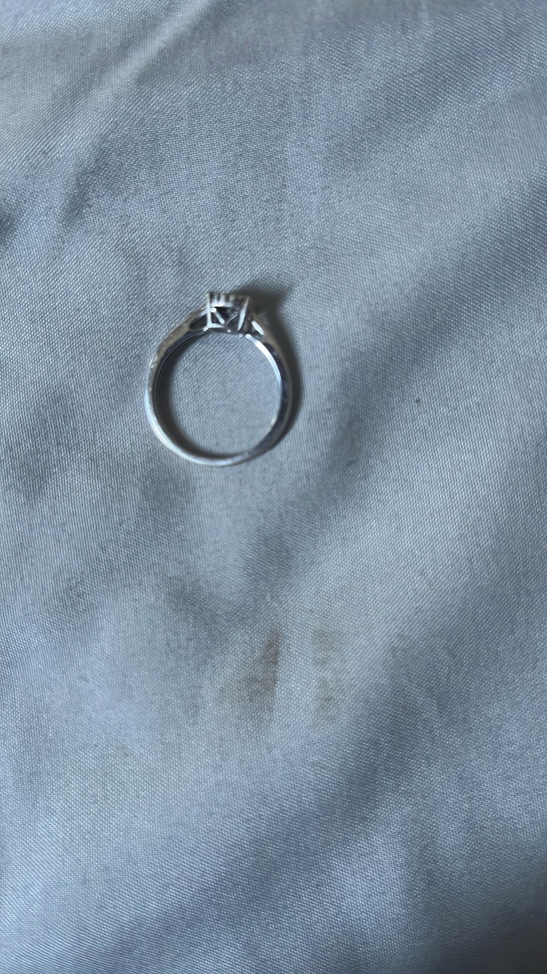 7 1/2 10k Square Diamond Ring