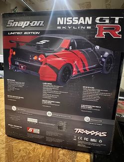 Snap on Traxxas Nissan GTR
