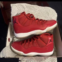 Retro Jordan 11’s  ‘Win Like 96’