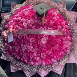 Message me for custom orders🌷🎀