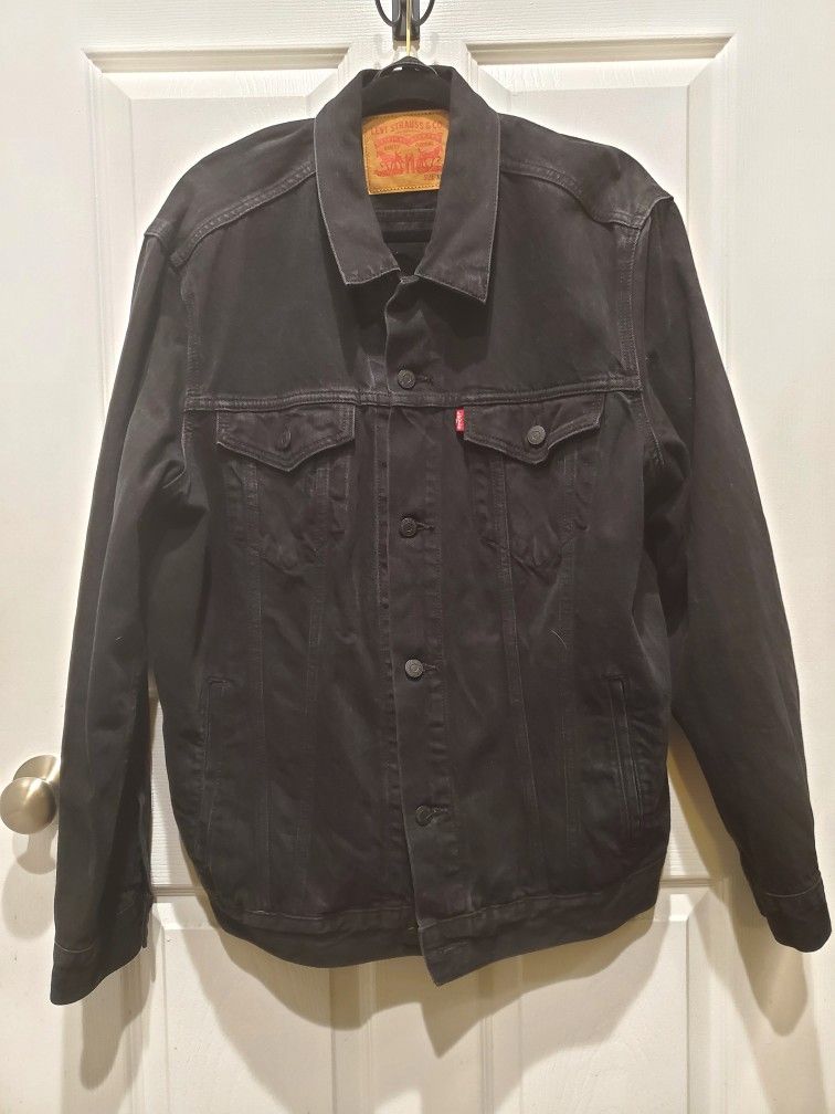 Slightly Faded Denim Jacket Levi's [XL]