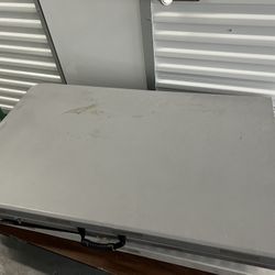 4 Folding Tables And 10 Chairs 