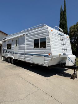 2005 weekend warrior 26ft Toyhauler